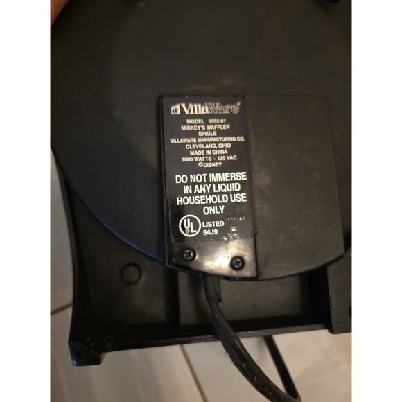 Disney Mickey's Single Waffler VillaWare Mickey Mouse Waffle Maker Model 5555-01 - Picture 15 of 16